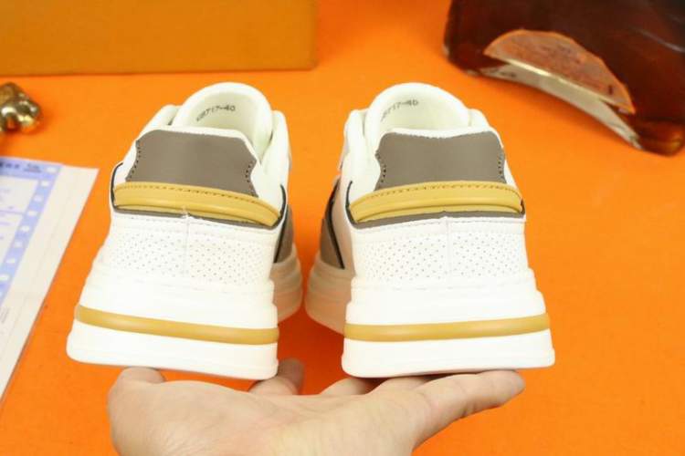 Picture of Louis Vuitton Shoes _SKULVsz38-43mnf102517289